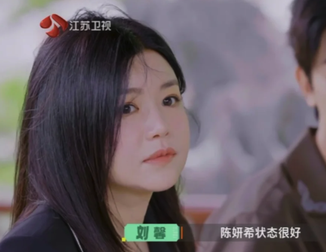 "小笼包"翻车十年后,41岁的陈妍希用素颜打了所有人的脸