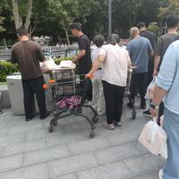胖东来大月饼抢不到？老玩家透露3个捡漏技巧，代购都服气