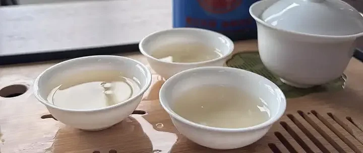 网上买茶测评-库洛茶黄罐2.0鸭屎香！