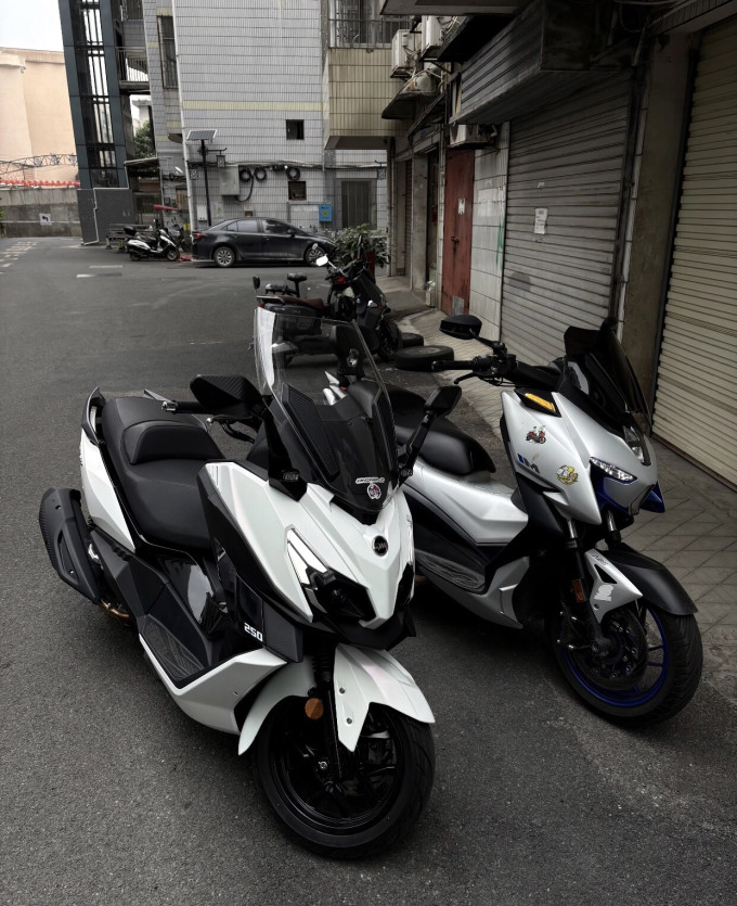 摩托车整车