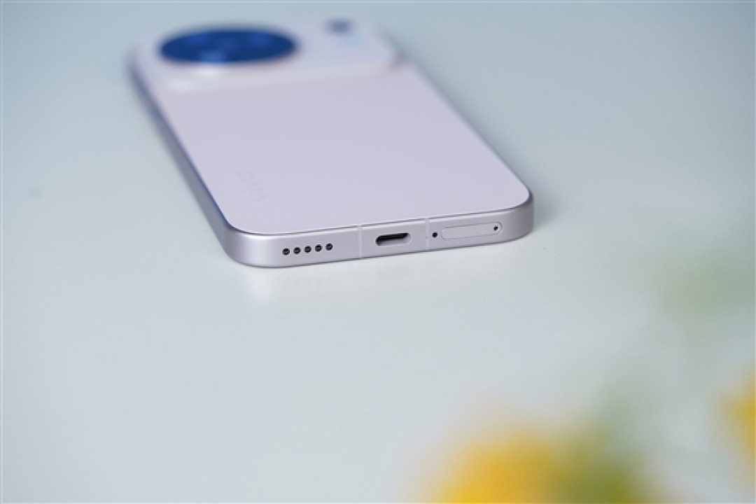 今年最强标准版！vivo X500手机评测：这个中杯有点不讲武德