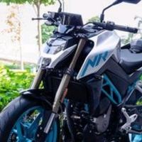 纠结三个月终提250街车，通勤跑山两不耽误