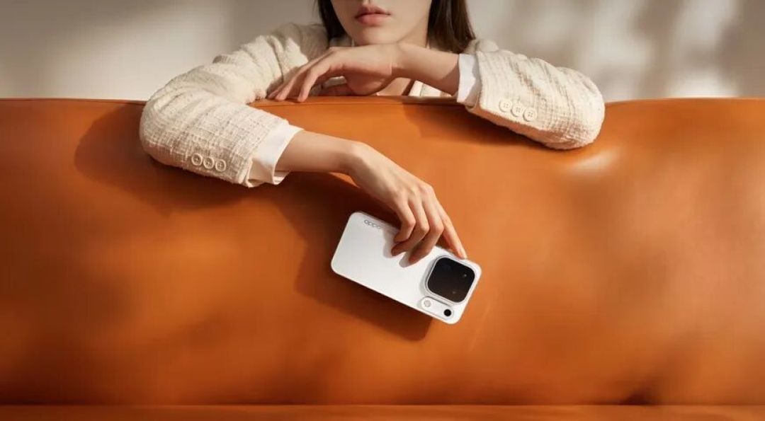 首款配备三摄2亿像素摄像头的手机Oppo Find X10 Pro Max发布