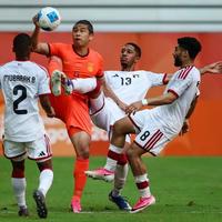 中国U23男足0-0阿联酋，1胜2平锁定头名晋级！冲突不断李昊神扑，王钰栋停赛成隐患
