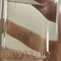 在唯品会2折入手了Burberry青提软糖