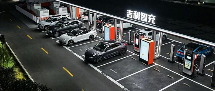 AI补能，吉利率先交卷：从“充得快”变为“充得聪明”