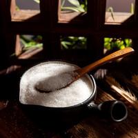 饮料偷换果葡糖浆还贴0蔗糖，两种糖吃多了都伤身关键看总量