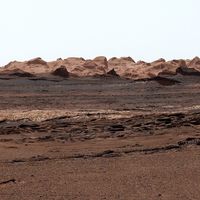 先别把“火星璀璨星空”存成壁纸：18万播放的爆款把噪点拍成了银河，好奇号夜里真拍到的地球只有1像素