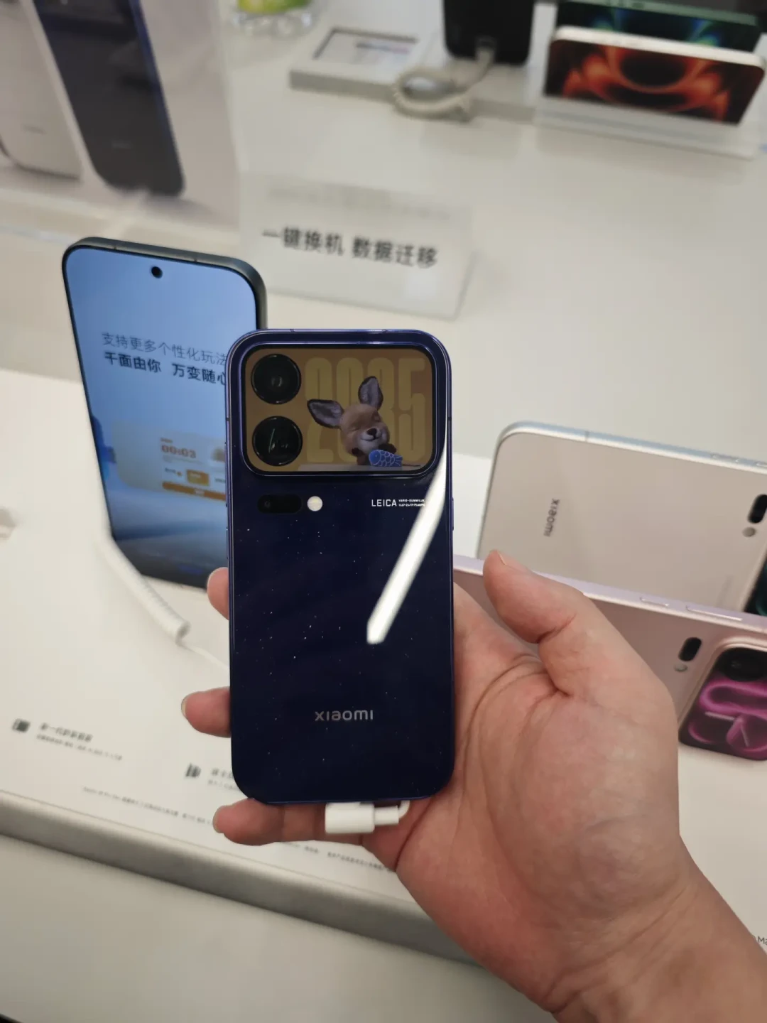 国补5499、顶配10999:小米18 Pro发布即开售首夜,对完涨价实账、Pro/Max一千差价、9月29日iQOO16截胡、17 Pro残值账四本账,冲首发、加钱上Max还是再等等,清楚了