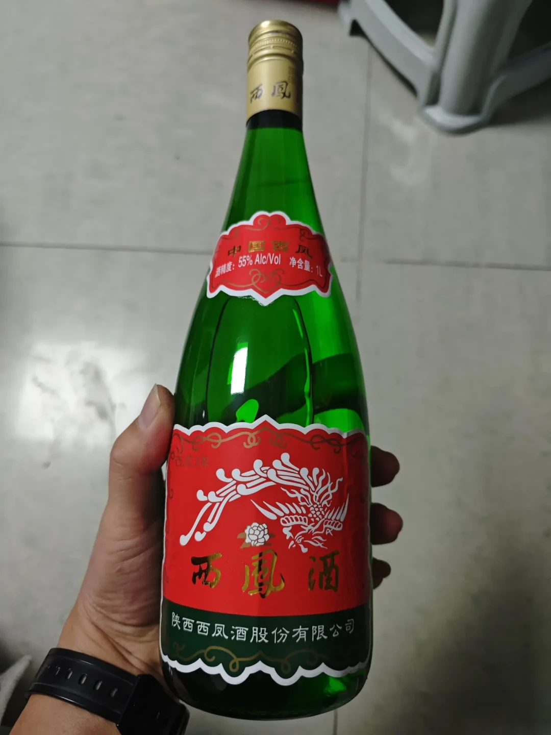 中秋前2天，1L装白酒挤满了会员店货架：头曲斤价74.9、西凤斤价50——囤酒前先看懂