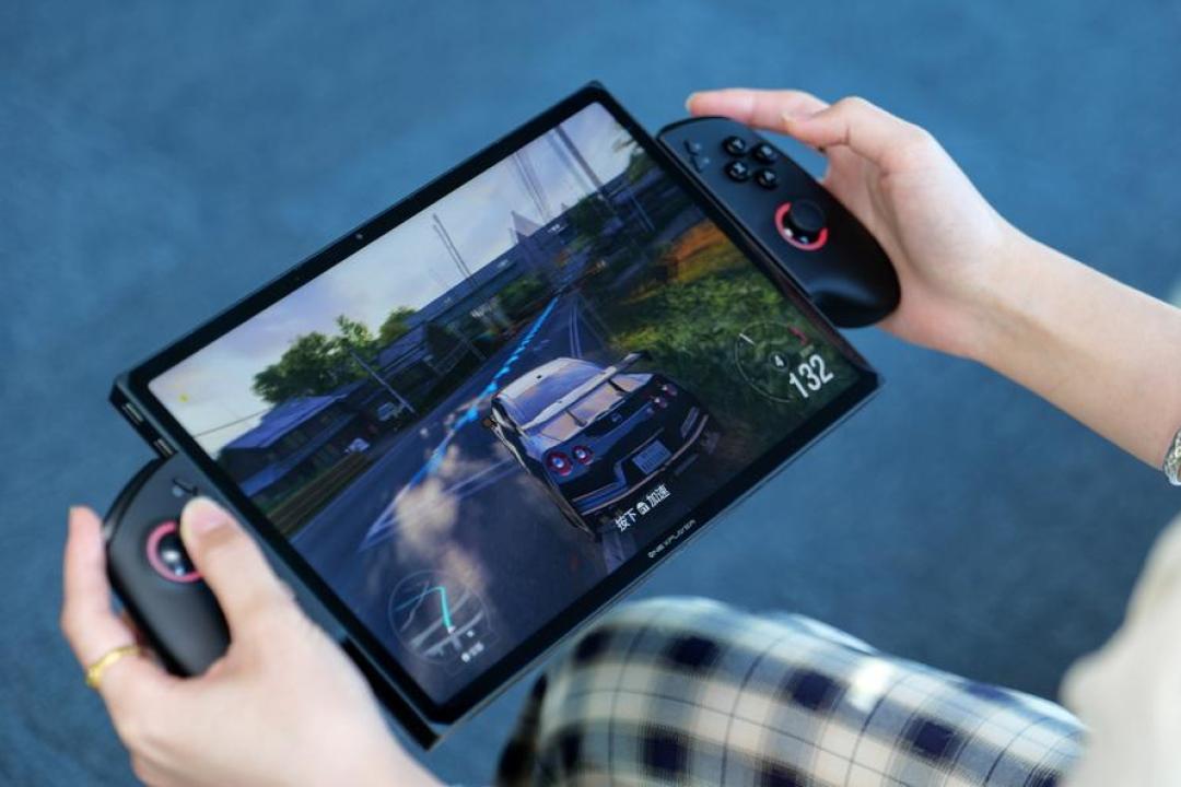 SteamOS进了ARM、C700风扇赶在节前被曝:对完G3E首发五款、iQOO16的Steam模拟器和