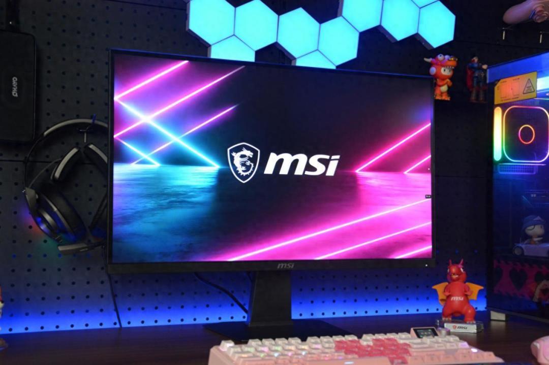 政补后1399.5元首发:微星把MiniLED塞进自家999和2000两台的夹缝里,付款前先把五个空白处读完