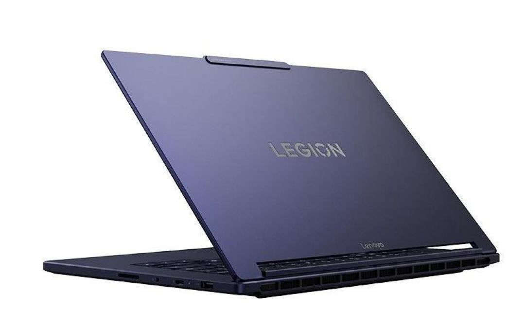 和R9000X同一颗GPU,11999起:昨天的新版本把“独显级集显”打成了价格阶梯——五张价签、2K实测帧数、三种人各认各的档