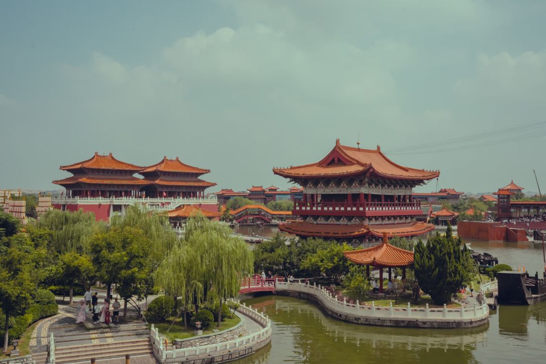 中秋国庆要去清明上河园?先把这4张票的成本账算直