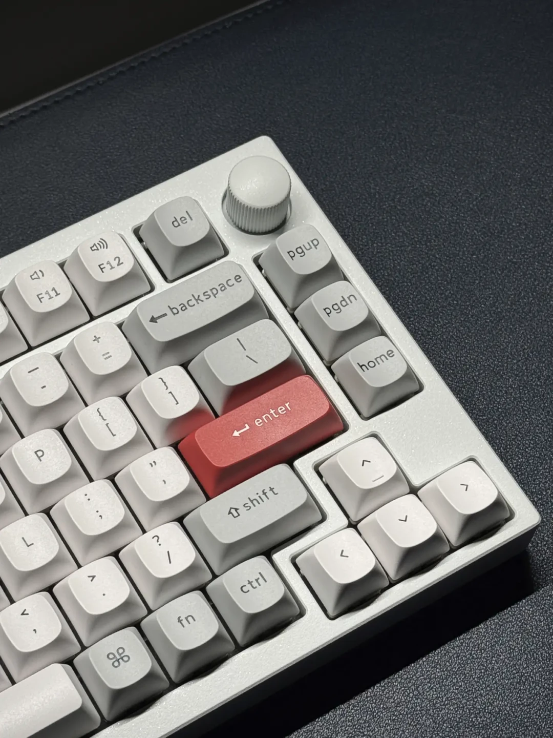 Q13 Ultra 国行 1601 元开卖:Keychron 的 Ultra 8K 全家桶,390 到 1601 元谁该冲、谁该等