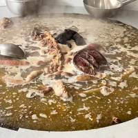 乌拉圭把自家对华牛肉配额"借"给了巴西：55%关税时代，火锅季开锅前先算清这笔买肉账