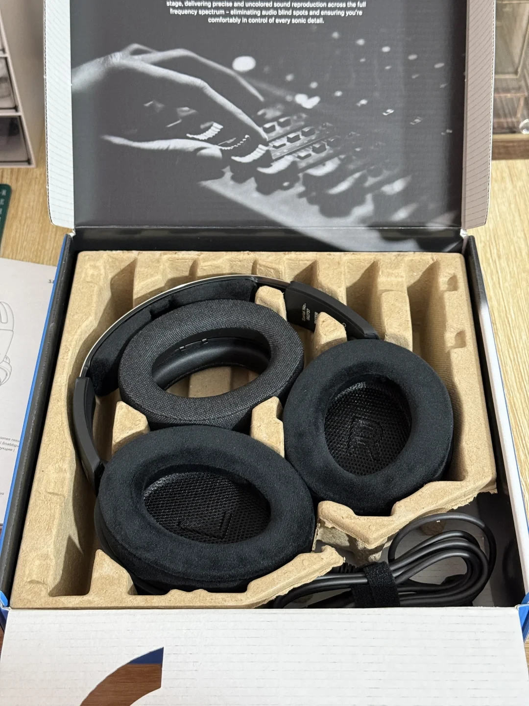 二手崩到1800、还出过相位反了装偏音:买森海HD490/480 PRO的创作者,先回答这4个问题