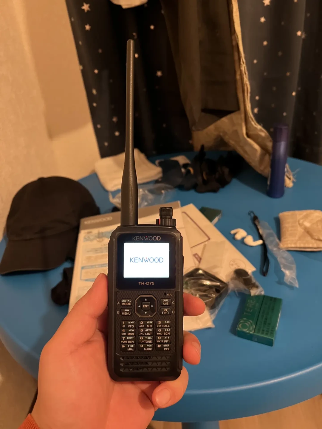 四千块的建伍TH-D75凭什么叫