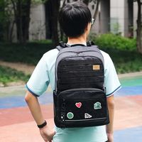 初二功课猛增，选对GMT书包，护脊、大容量、青少年审美一步到位