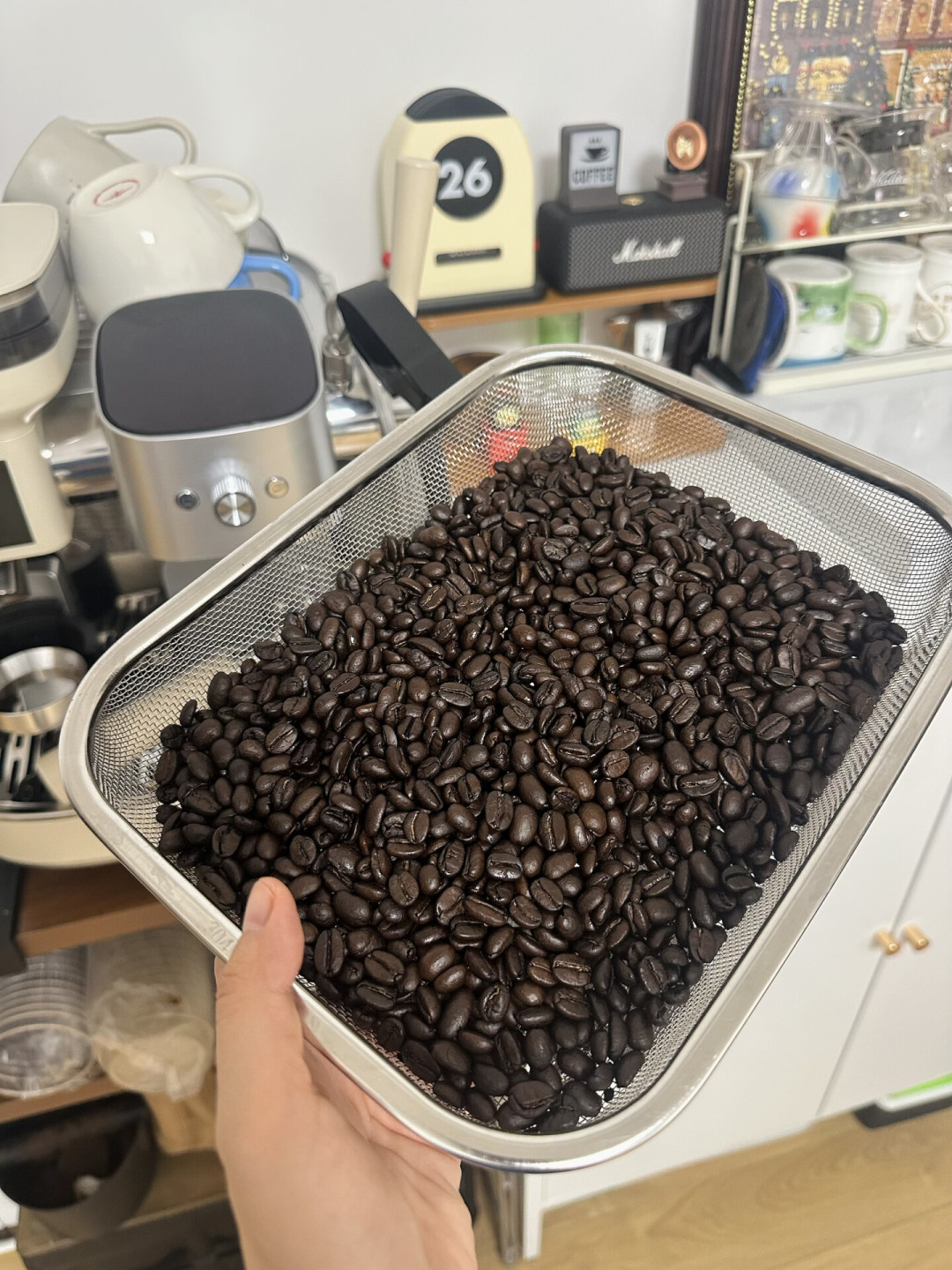 生豆130一公斤,烘完只剩八两半:咖啡豆涨价后翻完全网自烘帖,这笔账多数人一开始就算错