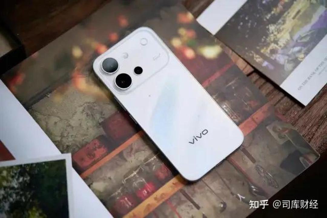 2023年旗舰进入虚焊爆发期:售后报价649、黑猫投诉701条、重植行情300元——过保机主的五条路
