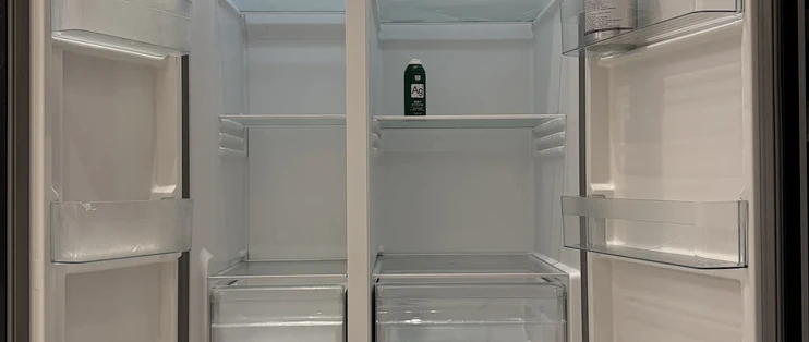 冰箱有异味，别急着塞柚子皮：先查这3个地方
