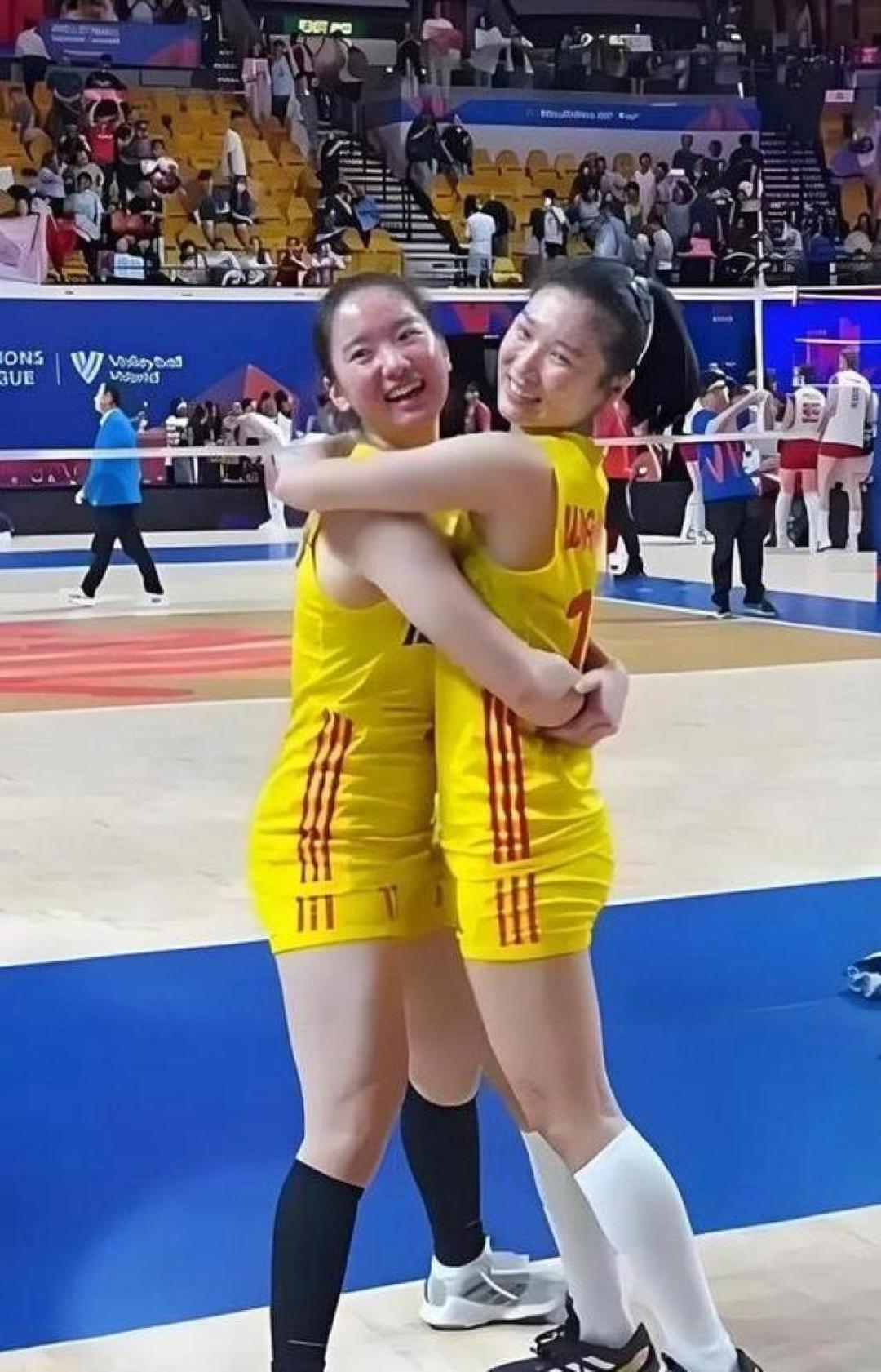 斩获个人亚运第三冠!老将王梦洁化身定海神针护航女排登顶