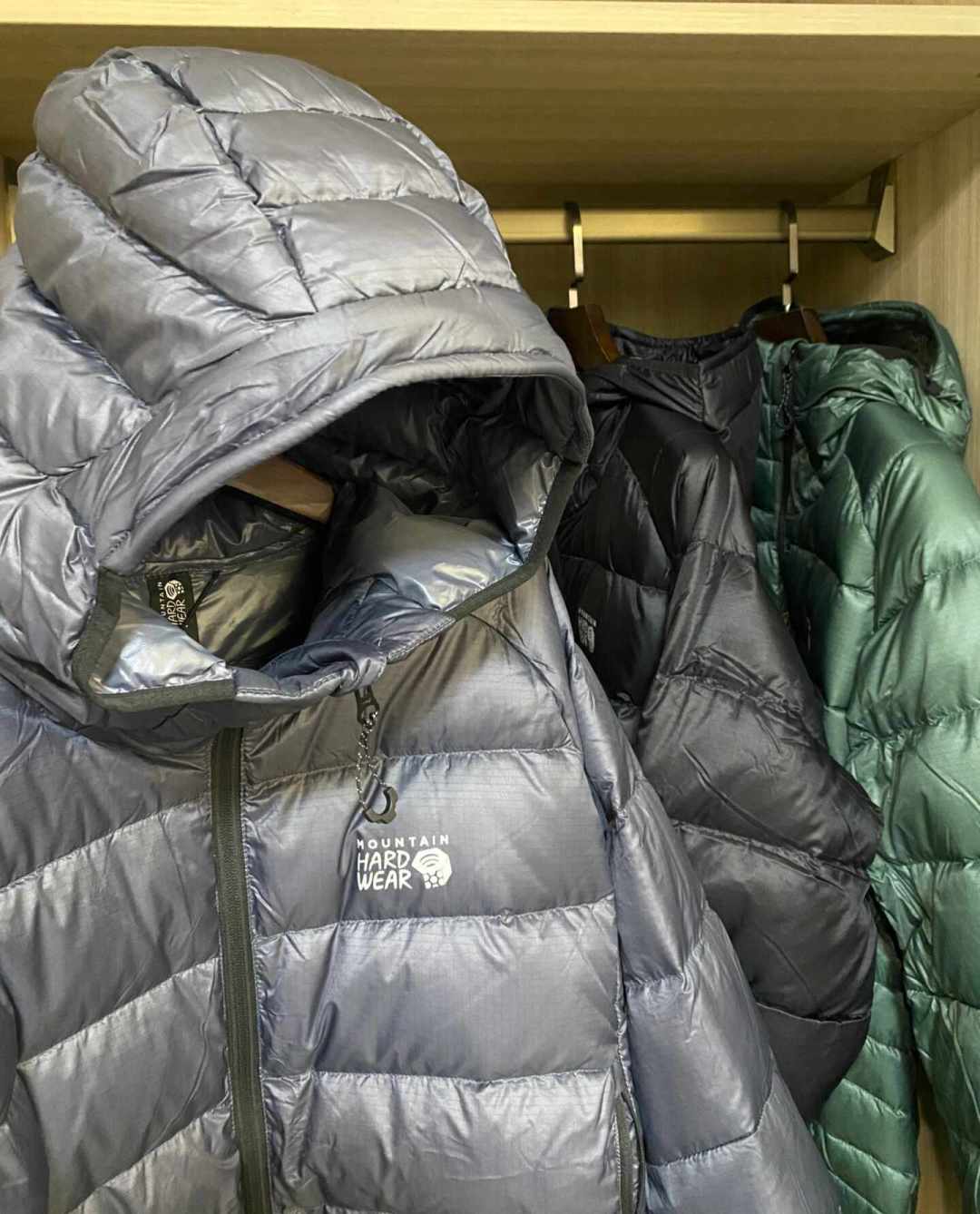 零度动态出汗、静态10℃喊冷:入冬前把山浩鬼语者讲透,800蓬和1000蓬怎么选、多少钱入不亏