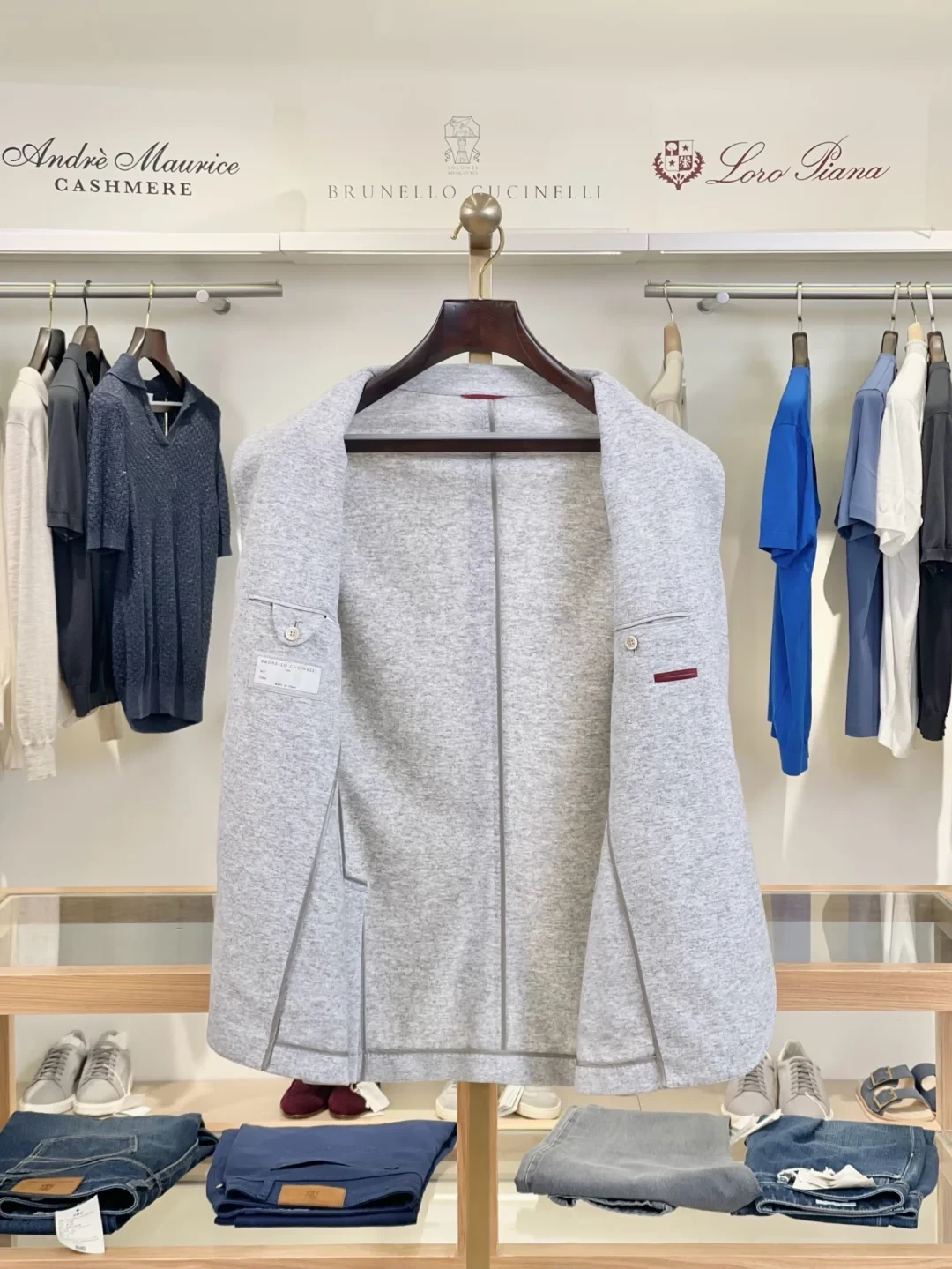 刘涛米兰的“收购感”西装刷屏:那是BC 2027年的样衣,SA也订不到——但288的“同款”正在等你下单
