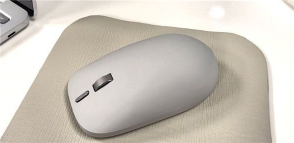 微软更新Surface Mouse鼠标：支持触觉反馈 内置振动马达