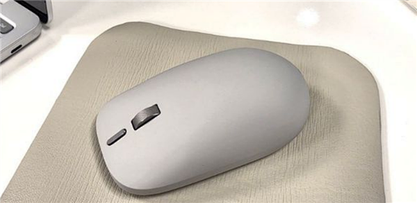 微软更新Surface Mouse鼠标：支持触觉反馈 内置振动马达
