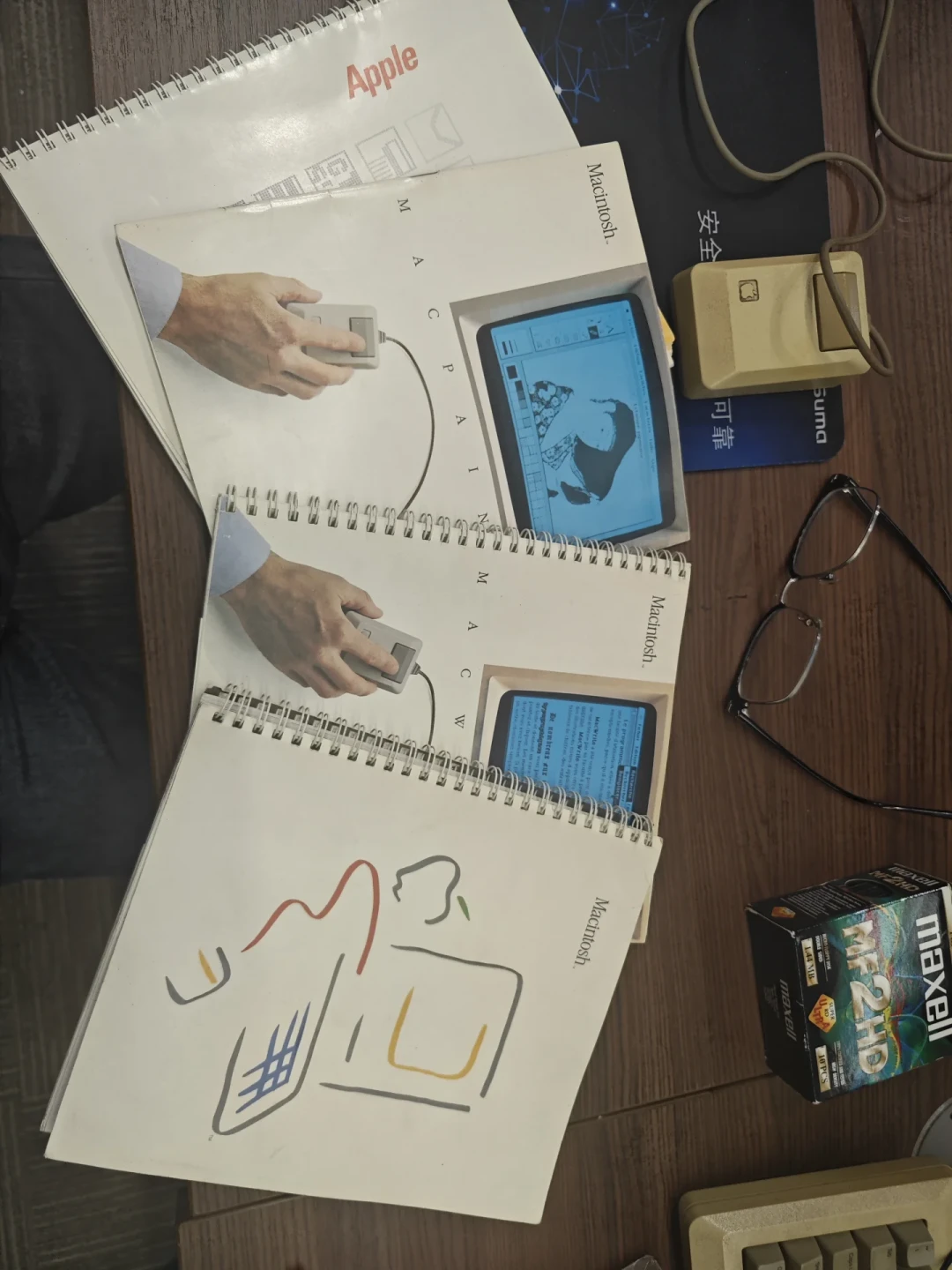 从旧机器上拆下来的内存条,比整机还贵:内存涨价把复古计算的账本重写了——卖、拆、囤、攒机,先看这三张表