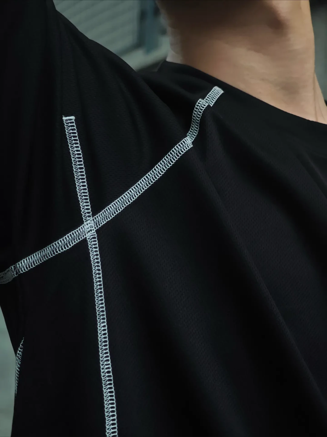 「阿普瑞风」刷屏这一周:运动服穿去上班怎么才不像体育生?翻完三平台的帖子,公式和不花钱的改法都在这里