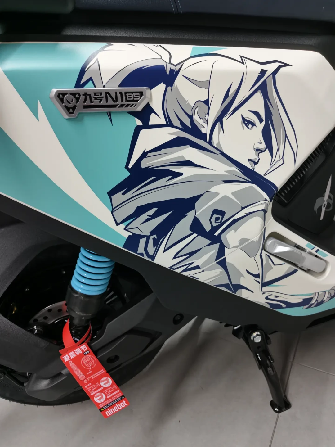 首发4799,普通版4399:今天开卖的九号×捷风联名电摩被