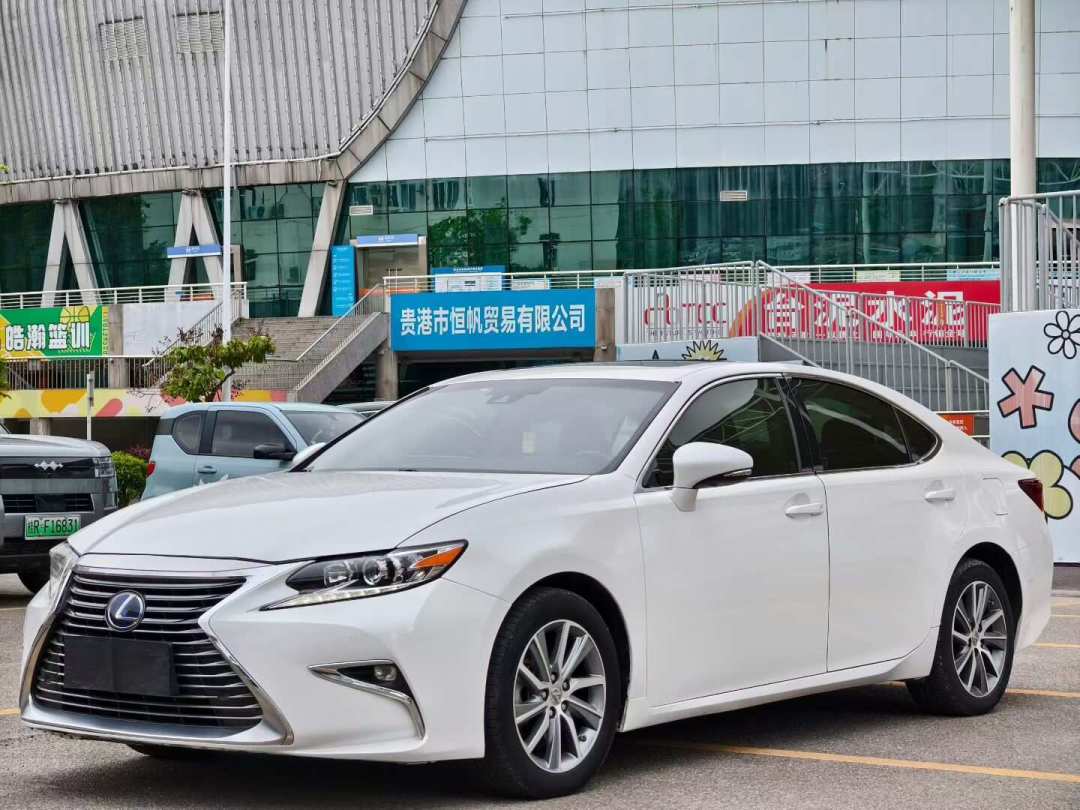 一年准新卖26.8万、十年老车8万块成交,同一周出现两个版本:二手雷车入手前,先把这三档价格带理清