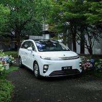 余承东说享界V8是"下一个家用爆款",9月28日开启预订:我核完已确认参数表、智界V9单月8312台上险的内战账、岚图梦想家9抢跑6天的41.99万和北汽200亿+60家专网的底牌——40万级家用MPV下小订前,先分清"为家而生"的设计和"9.28才揭晓"的价格