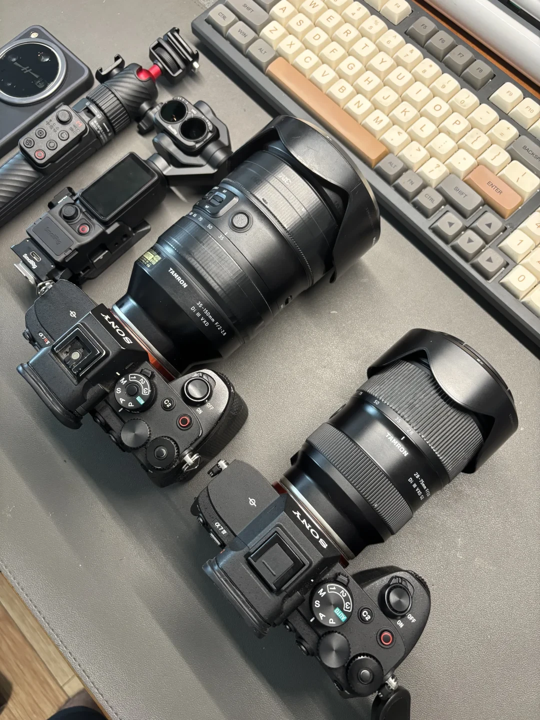 Z5II用户今早发帖问的,正是35-150最纠结的事:二手跌进8k档,重量、进灰、转接、替代四笔账算完再出手