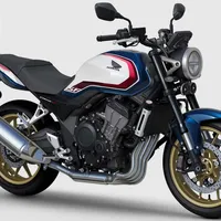 只贵500块、限量1000台、两天下订过半：CB500SF“十三姨涂装”把评论区吵成三拨人，各有一本账
