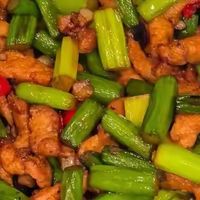 蒜薹炒肉丝的制作步骤