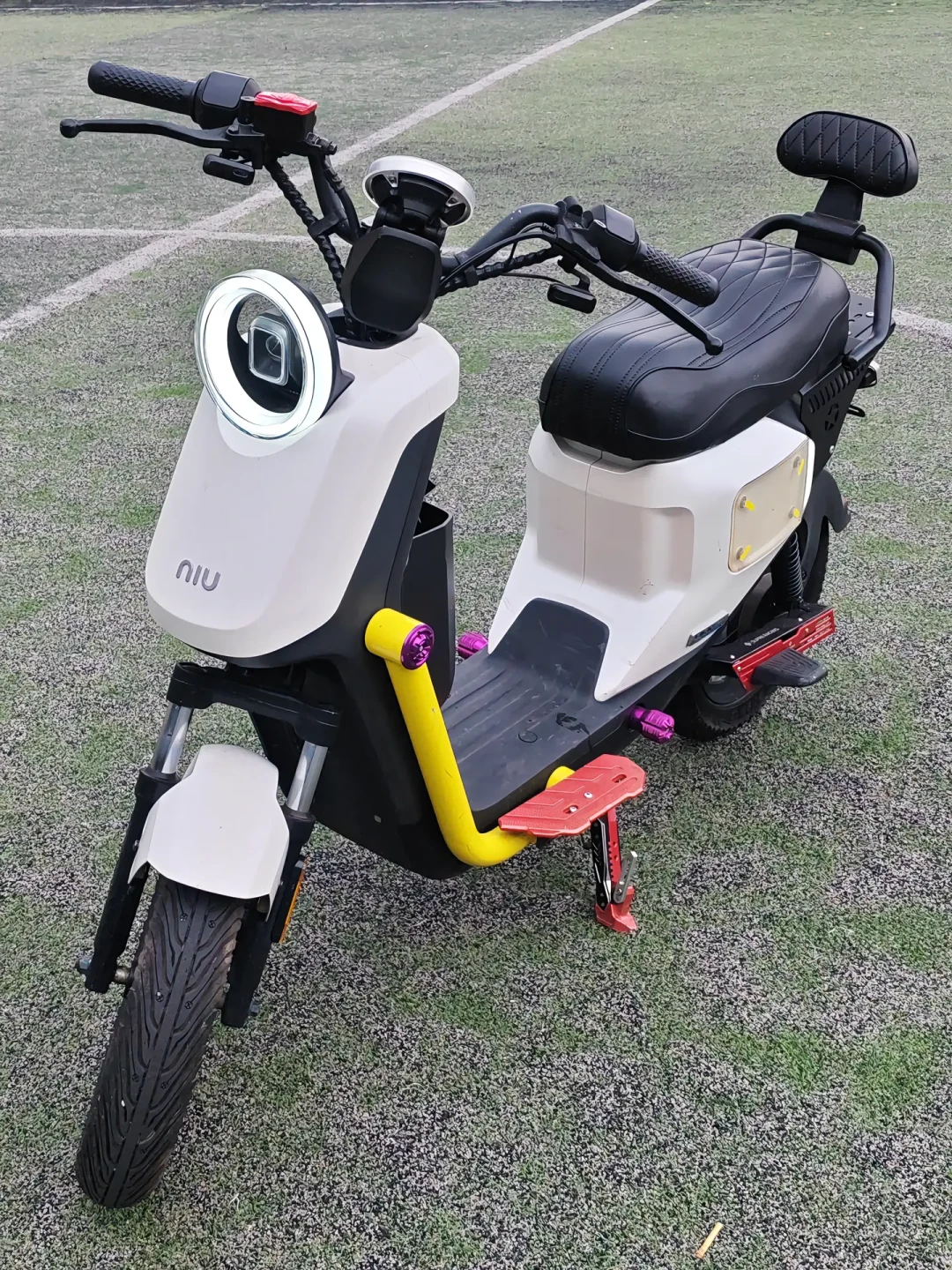 收二手小牛怕踩坑?先查2G/4G中控、再验电池、最后当场解绑——两三千价位的完整避坑账