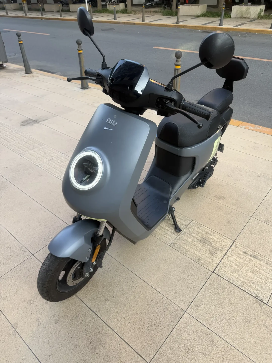 收二手小牛怕踩坑?先查2G/4G中控、再验电池、最后当场解绑——两三千价位的完整避坑账