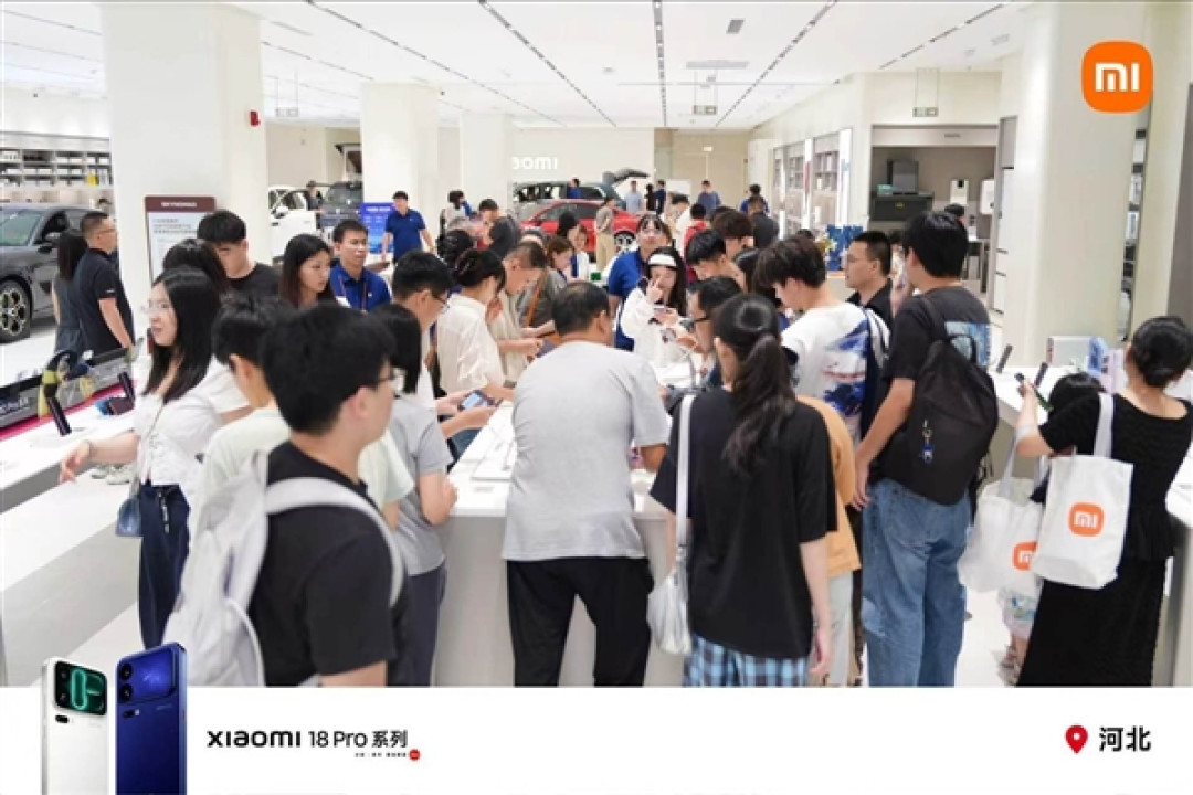 5999元起 小米18 Pro系列上市后门店客流火爆:部分版本供不应求