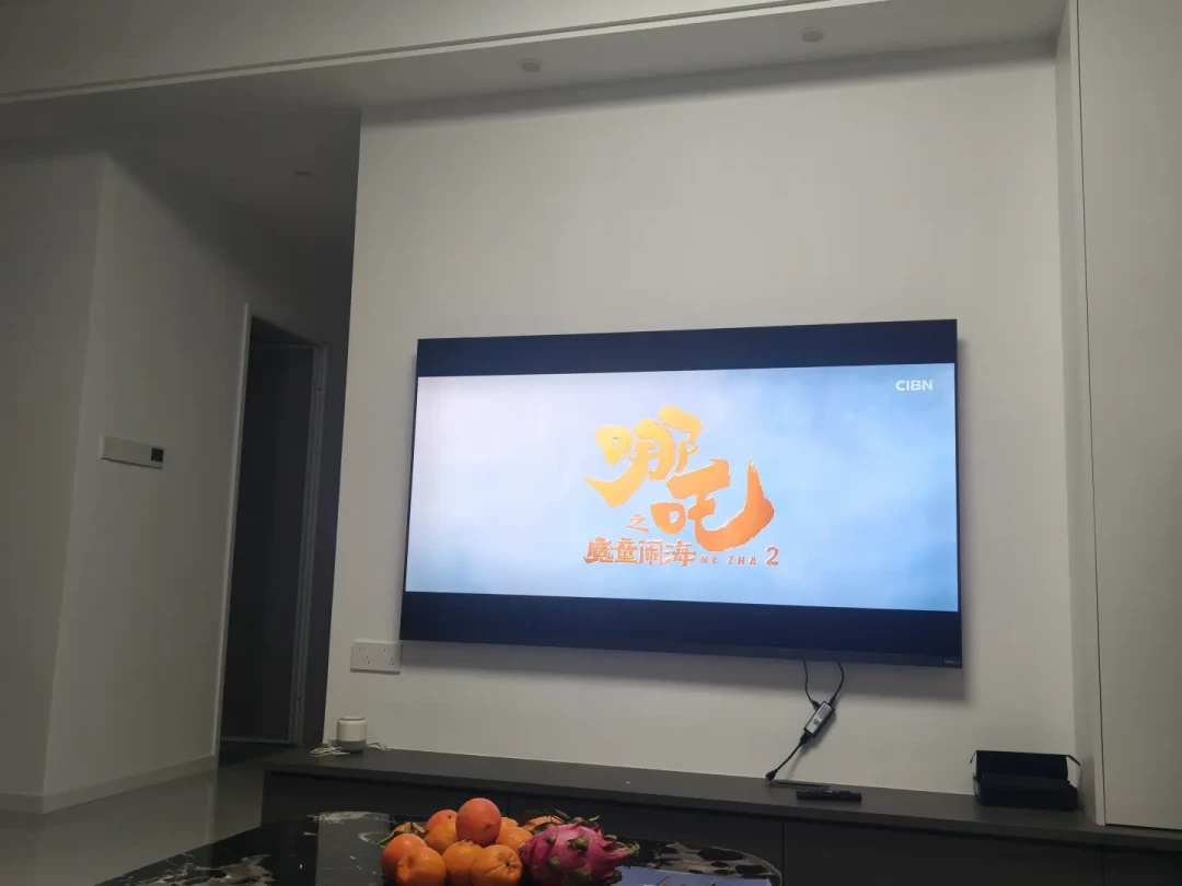 知乎一夜冒出同款问答、小红书评论区机主劝你“加点钱上好的”：Vidda小钢炮S Mini，先看懂这四件事和一张尺寸阶梯再下手