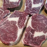 牛肉涨到75块一公斤！老手教你挑对部位不花冤枉钱