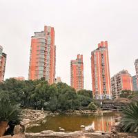 "爱情公寓又预言了"刷屏全网，我把6条预言逐条核对：名字蒙对、形态翻车、传送门爽约