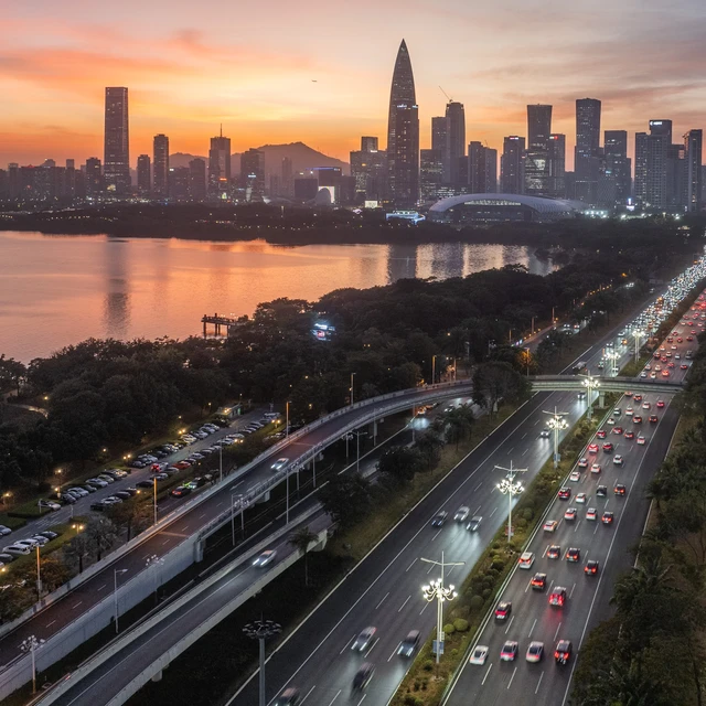 没赶上陈小春沈阳站别急着叹气：深圳国庆、成都10.25、武汉11.7，哪一站值得你专门跑一趟
