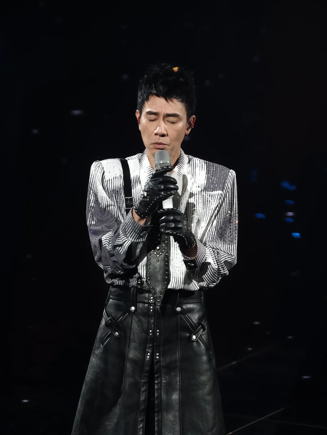 陈小春深圳站报批歌单曝光：开演前12天仍有余票，这波