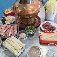 隋坡打卡战报：排队到夜里十一点、20桌限号拿不到号——跟着隋老师吃饭，先看这本账