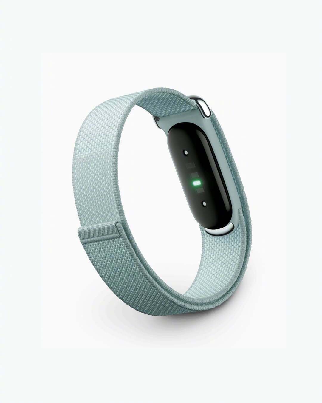 苹果无屏手环最早2028：Fitbit Air热度爆表份额却只有9%，现在上车还是等？