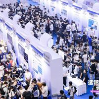 嘉立创星火会卷来2200人、736万用户：手搓党先别急着入孵，“免费打样”这四笔账得先算清